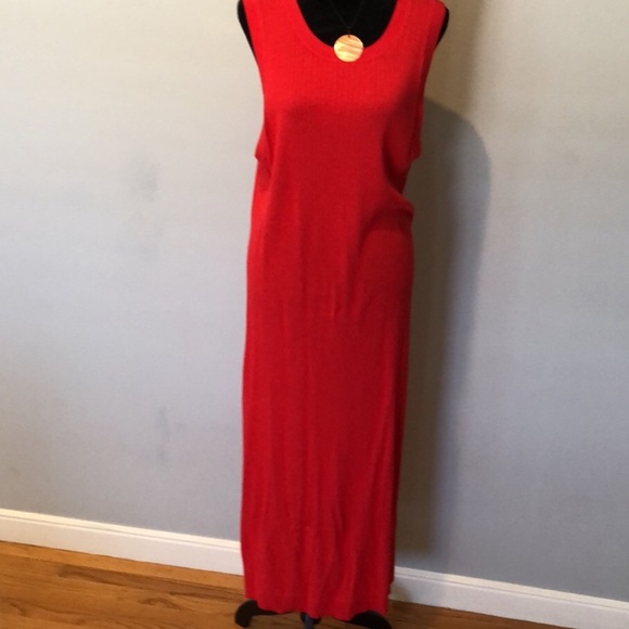 Dresses & Skirts - Red Sleeveless Maxi Dress